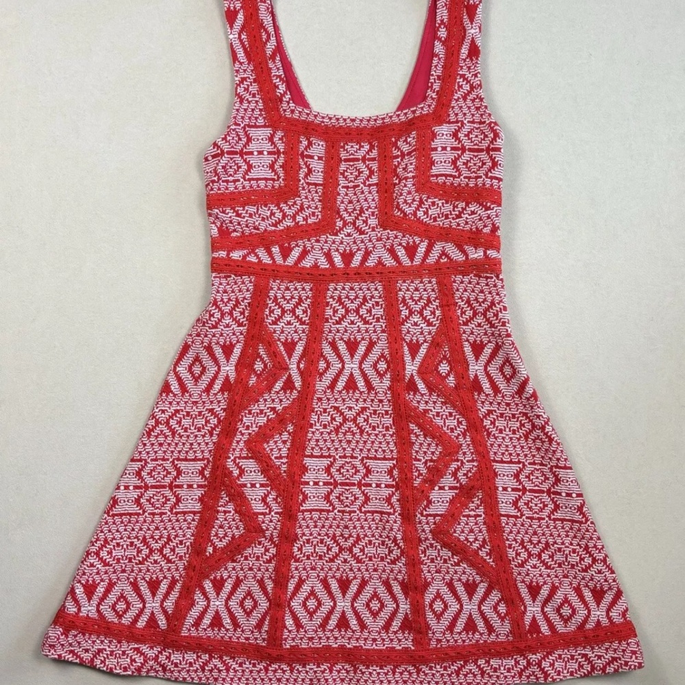 NWOT Anthropologie Maeve Women’s Size 6 Red White Embroidered Emma Mini Dress